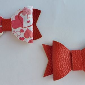 Heart and Red Bow Set